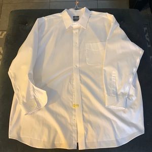 G&S long sleeve buttoned shirt - Men’s size 20 - 37/38 - Gently Used